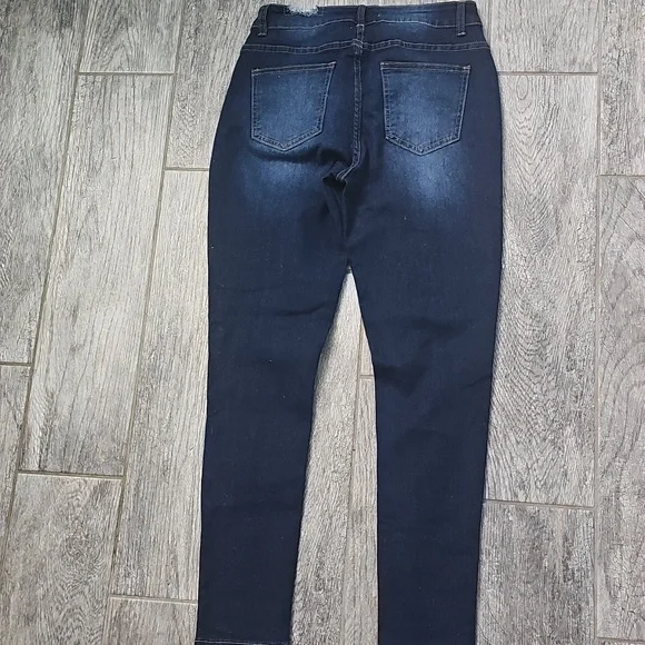 STRETCH DENIM CAPRI - Picture 8 of 10